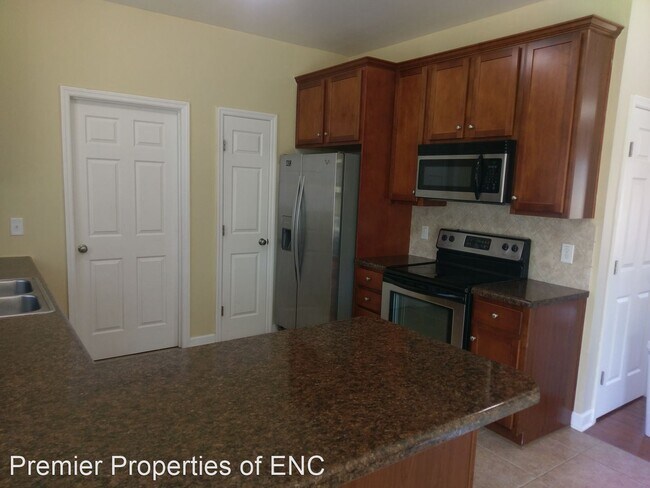 Building Photo - 4 br, 2.5 bath House - 341 Old Dam Road