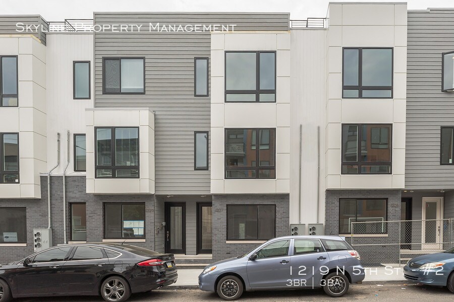 Primary Photo - 1219 N 5th St