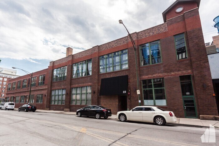 Primary Photo - 22 N Morgan St