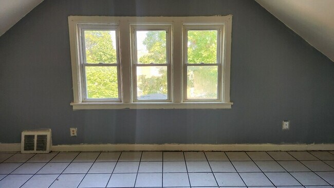 Foto del edificio - 3383 N 28th St. (Duplex)