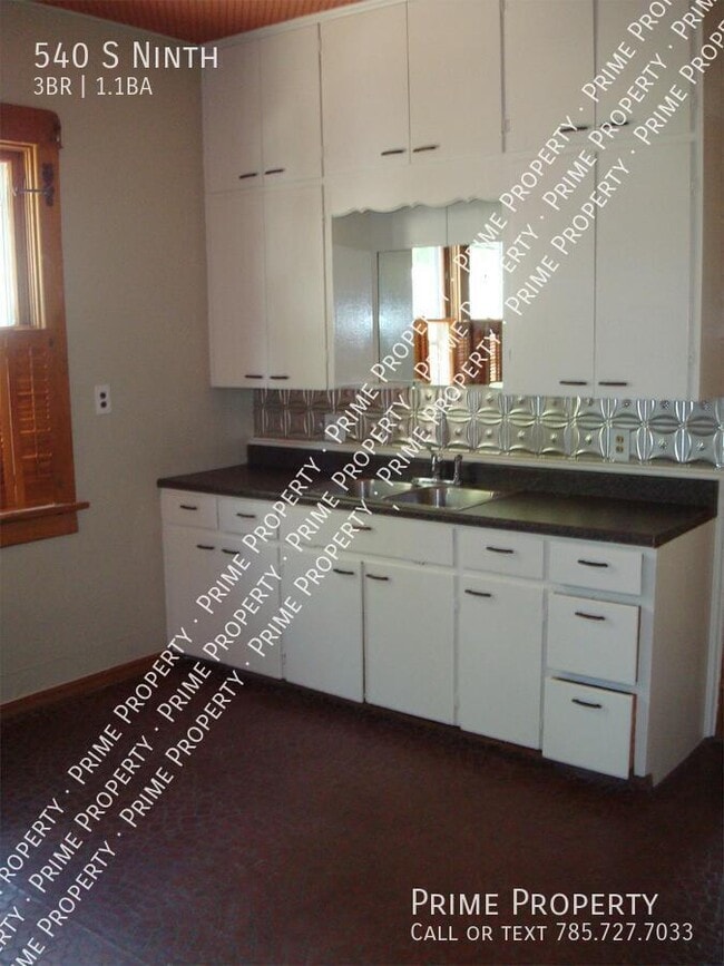 Building Photo - 540 S Ninth-