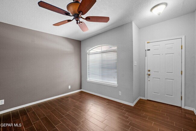 Building Photo - 4081 Tierra Bronce Dr