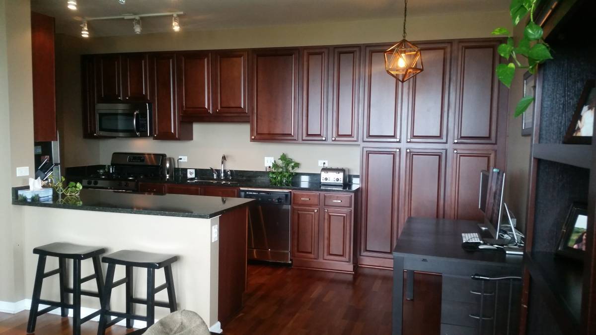 Kitchen - 1255 S State St
