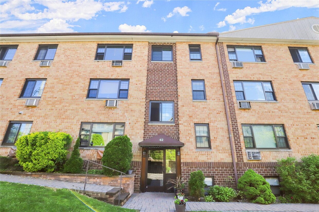 Foto principal - 60 Crescent Pl