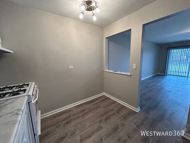 Foto del edificio - 5501 Carriage Way Dr