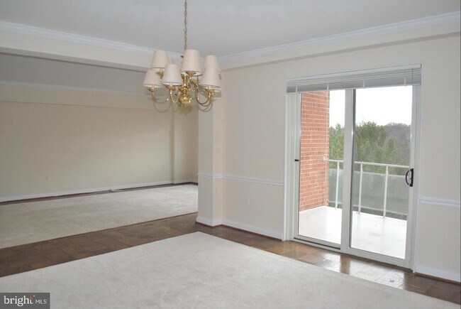 Foto del edificio - 4201 Cathedral Ave NW