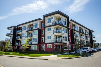Building Photo - Dover Ridge