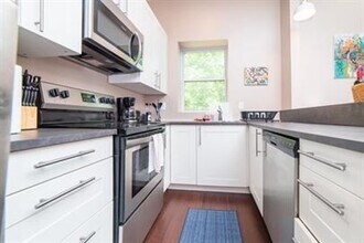Building Photo - 1207 Allegheny Ave