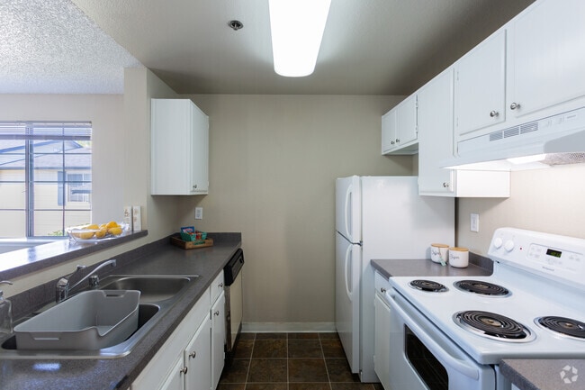 Interior Photo - Mallard Pointe at Riverbend