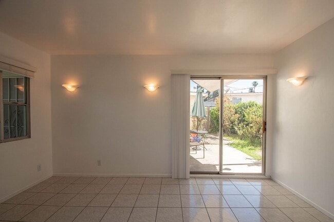 Building Photo - 6260 Colfax Ave