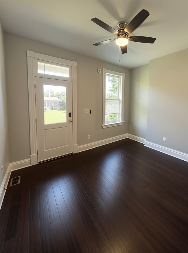 Foto del edificio - Newly Renovated Single Family Home