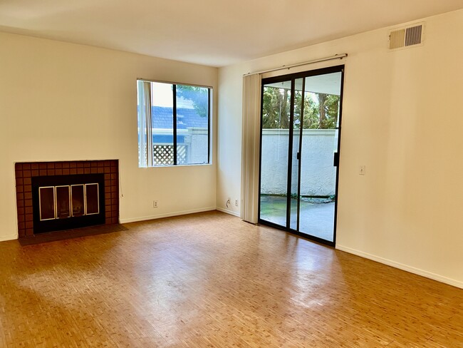 Foto del edificio - 2224 River Run Dr