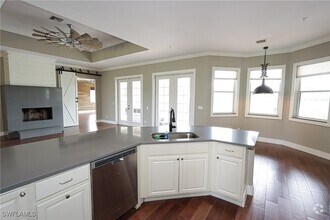 Building Photo - 16680 Oak Grove Ct
