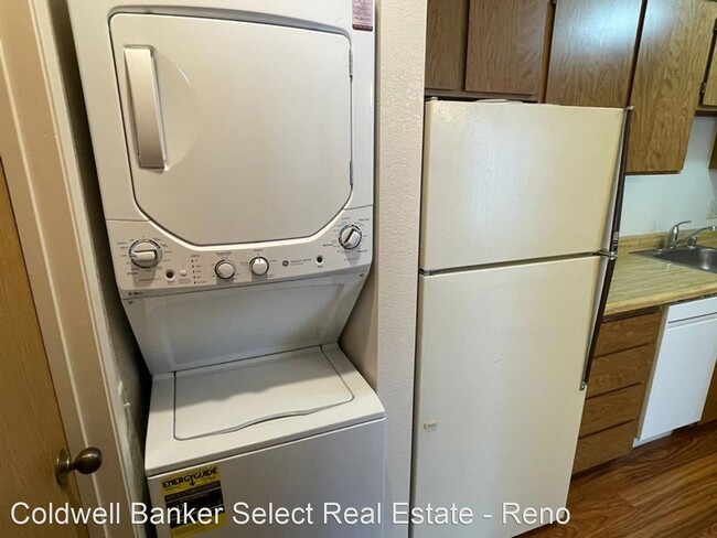 Building Photo - 1 br, 1 bath  - Reno Rental Finders Reno R...