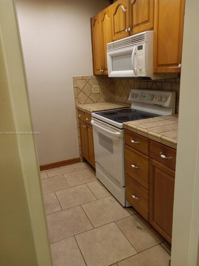 Foto del edificio - 163 West Ct