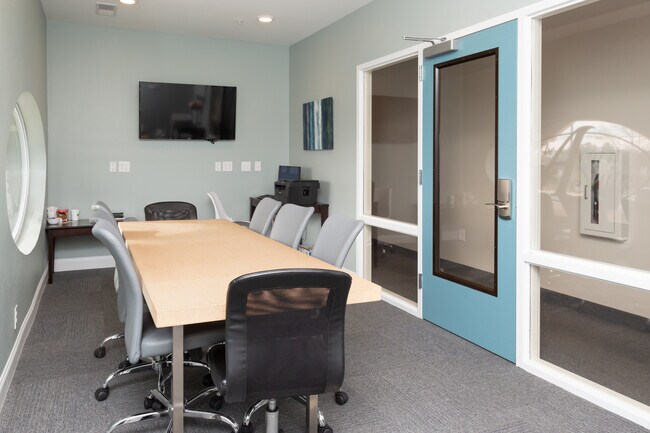Conference room - 914 S Fifth St
