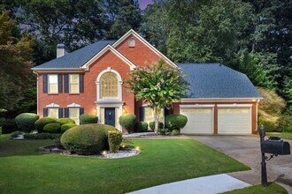 Building Photo - 3247 Blackstone Run