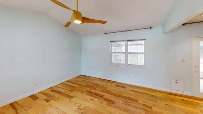 Foto del edificio - Beautiful 3-Bedroom Home in a Quiet Neighborhood – Great Value & Location!
