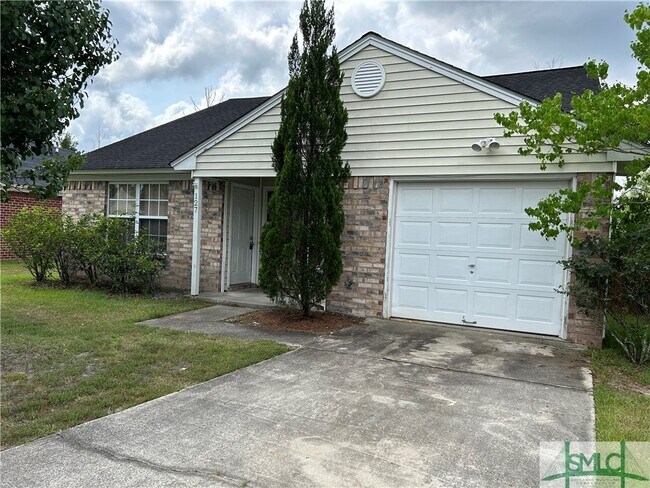 Foto del edificio - 127 Blue Gill Ln