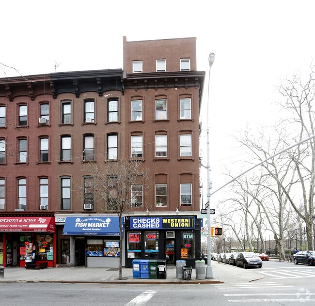 Foto del edificio - 361 Court St