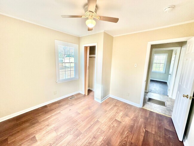 Foto del edificio - 415008001