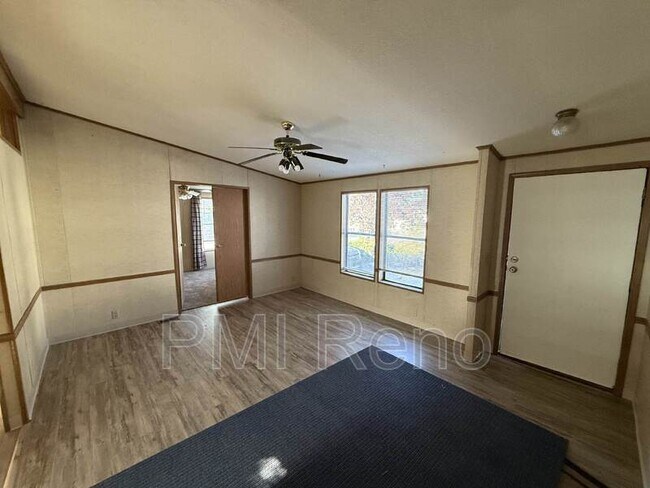 Foto del edificio - 350 Scorpio Cir