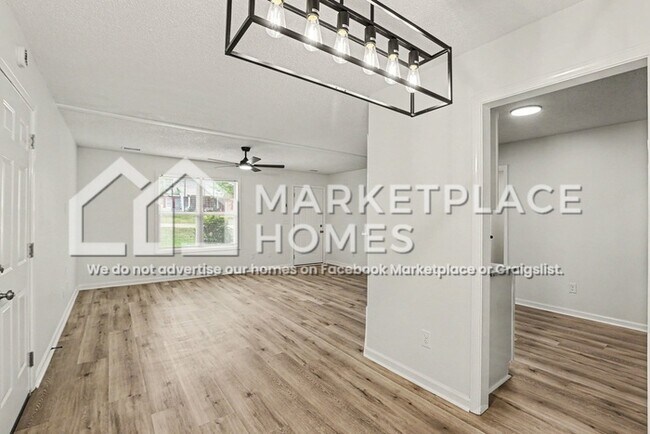 Foto del edificio - 122 White Creek Loop