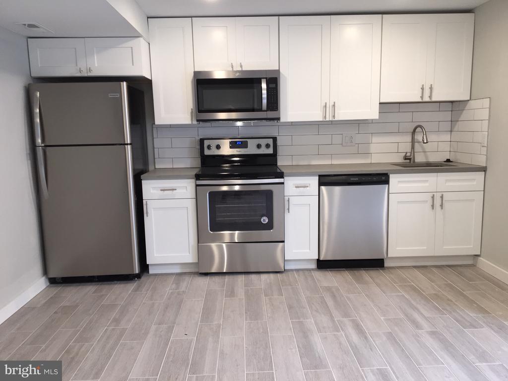 Primary Photo - 5301 Catharine St