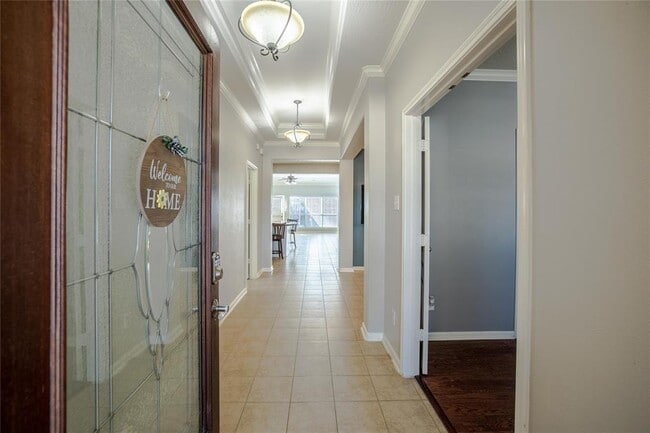 Building Photo - 26847 Trinity Trail