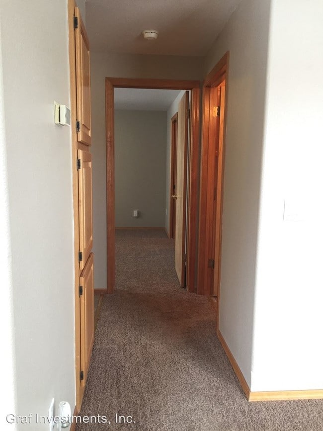 Building Photo - 204 S 81st Ave