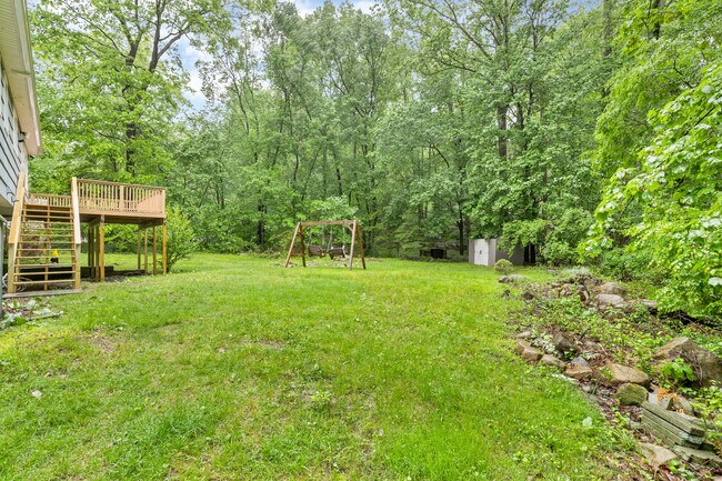 Building Photo - 21 Pheasant Run Dr