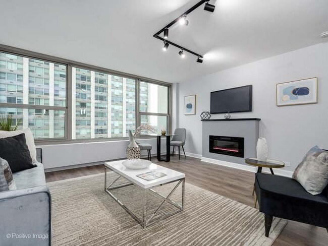 Building Photo - 3600 N Lake Shore Dr