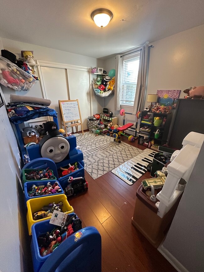 Dormitorio 2 - 115 Clark St