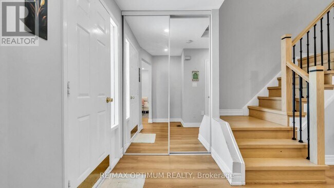Building Photo - 362 Kingsbridge Garden Cir