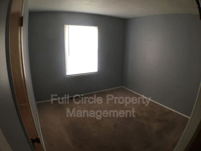 Photo - 7419 S 41st Ave House