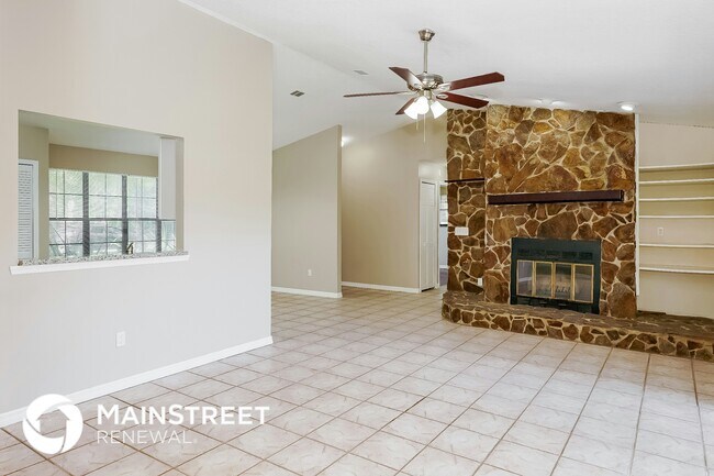 Building Photo - 4303 Ponds Dr