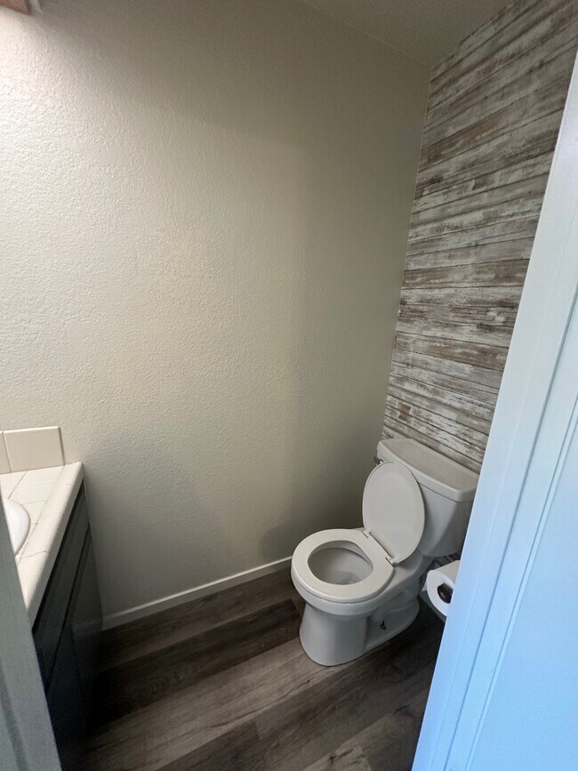 Foto del edificio - 7800 Westfield Rd