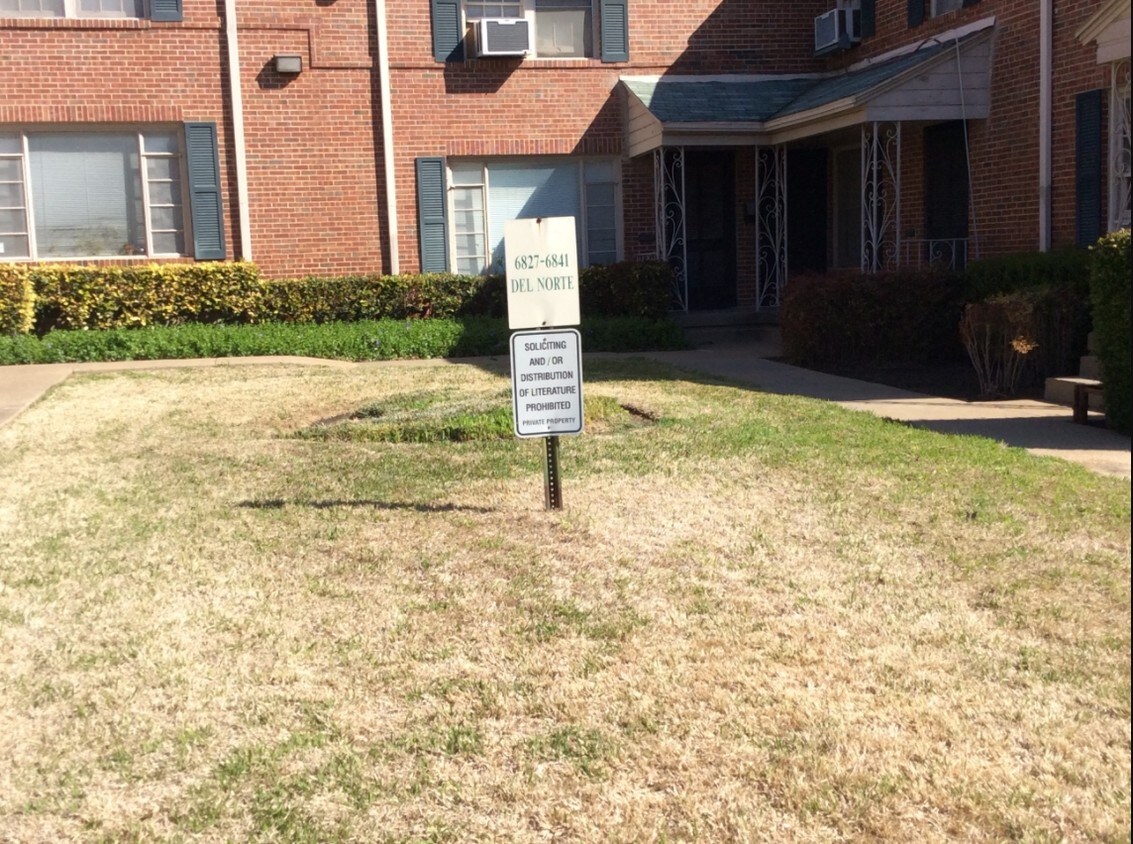 Foto del edificio - Preston Village Apartments
