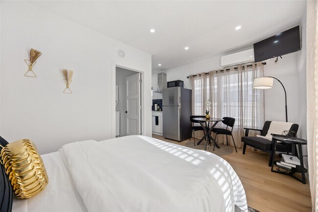 Foto del edificio - 4208 Clay St