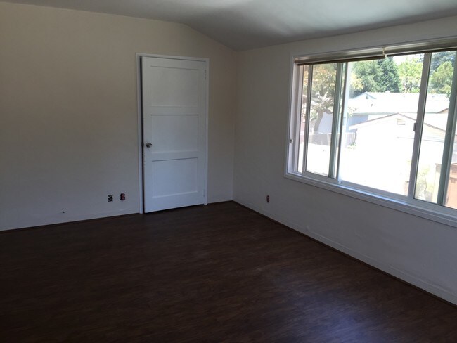 Foto del edificio - 3204 State St