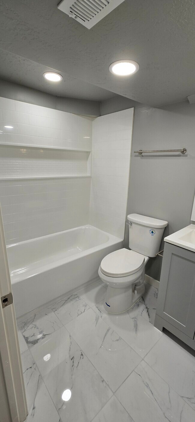 Foto del edificio - 351 Washington Ave