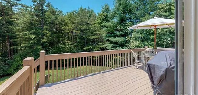 Building Photo - Gorgeous home in Weaverville available now!