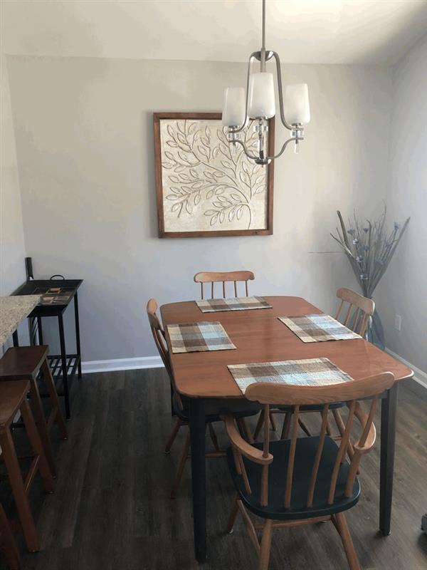 Building Photo - Furnished 8 Month Rental