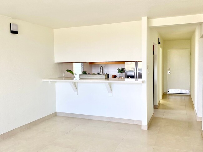 Building Photo - Lalawai Hale - 3bdrm/1bath/1assigned parki...