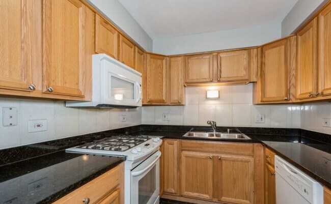 Foto del edificio - 5202 Washington St