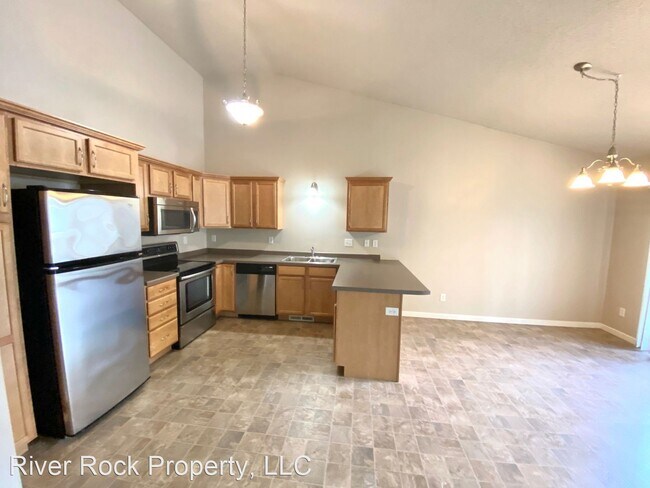 Building Photo - 3 br, 3 bath House - 5384 Bishops Blvd Unit D