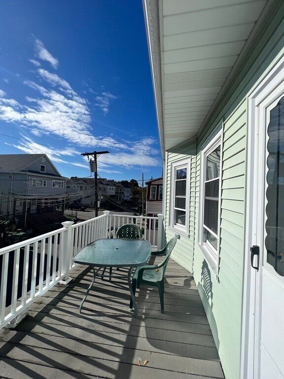 Building Photo - 27 Pinkham Rd