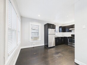 Building Photo - 607 Enid St