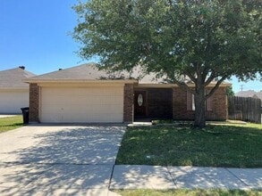 Building Photo - 9512 Chiefton Way