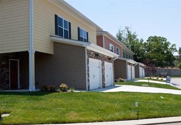 Building Photo - 6840 Palms Ct